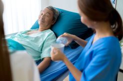 Top 5 Features to Look for in an Adjustable Bed for In-Home Care