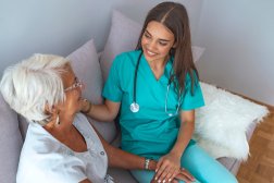 Practical Tips for Deciding When to Call a Nurse or Doctor for Health Issues