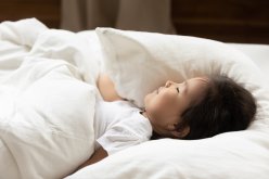 Recognizing Symptoms and Treatment Options for Pediatric High Fever